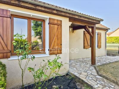 Pavillon - 105 m² - 5 pièces