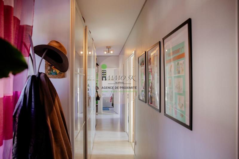 Appartement - 105 m² - 5 pièces