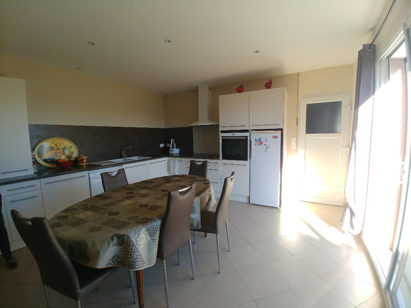 Appartement - 76 m² - 3 pièces