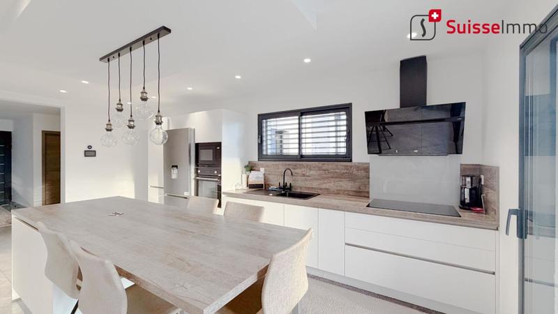 Maison - 176 m² - 6 pièces