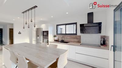 Maison - 176 m² - 7 pièces