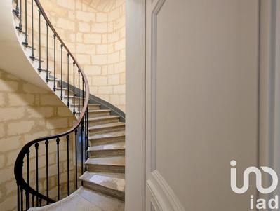 Appartement - 168 m² - 7 pièces