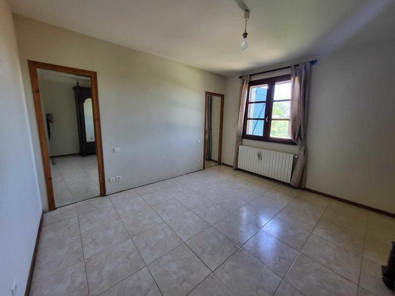 Maison - 200 m² - 7 pièces