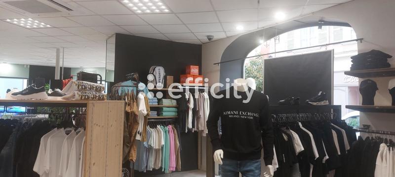 Fonds de commerce - 240 m²