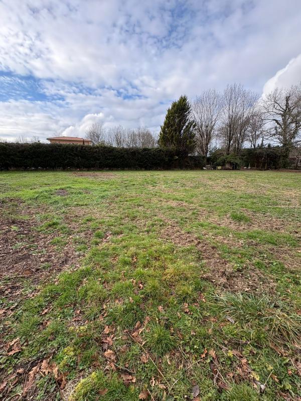 Terrain constructible - 493 m²