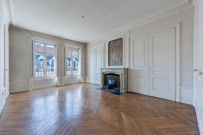 Appartement - 115 m² - 3 pièces