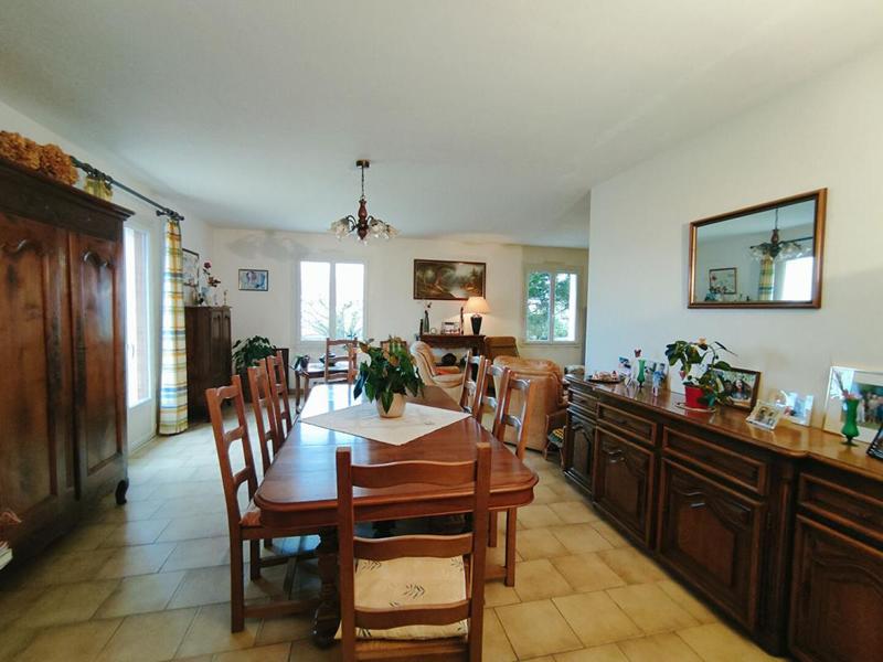 Maison - 160 m² - 8 pièces