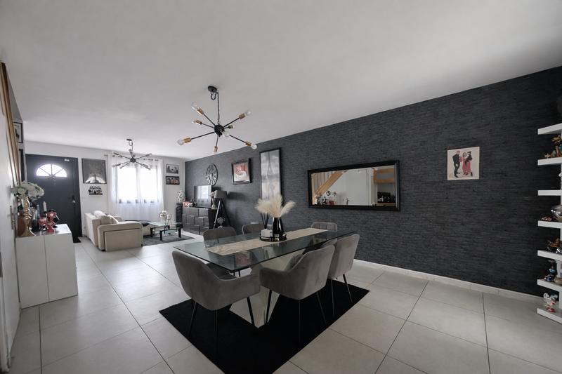 Maison - 67 m² - 3 pièces