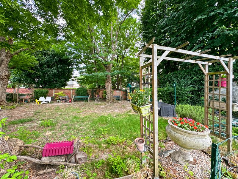 Appartement - 84 m² - 4 pièces