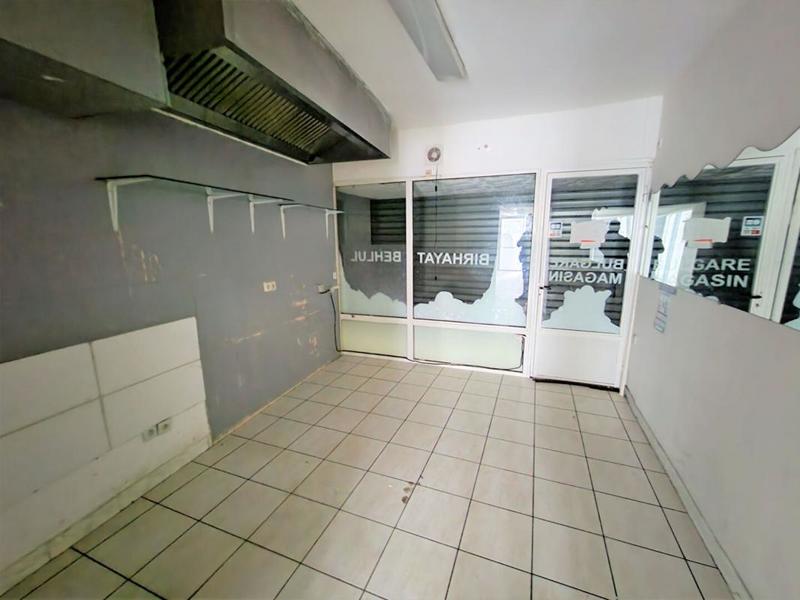 Immeuble - 147 m² - 5 pièces