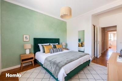 Appartement - 80 m² - 3 pièces