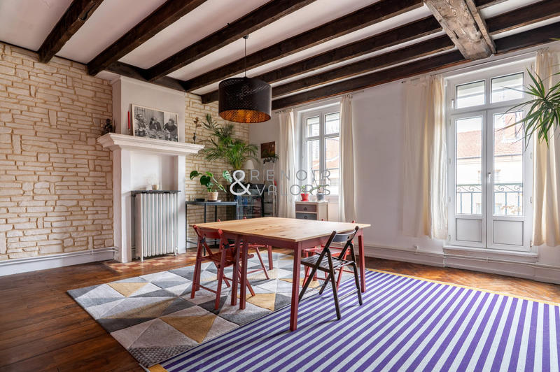 Appartement - 101 m² - 5 pièces