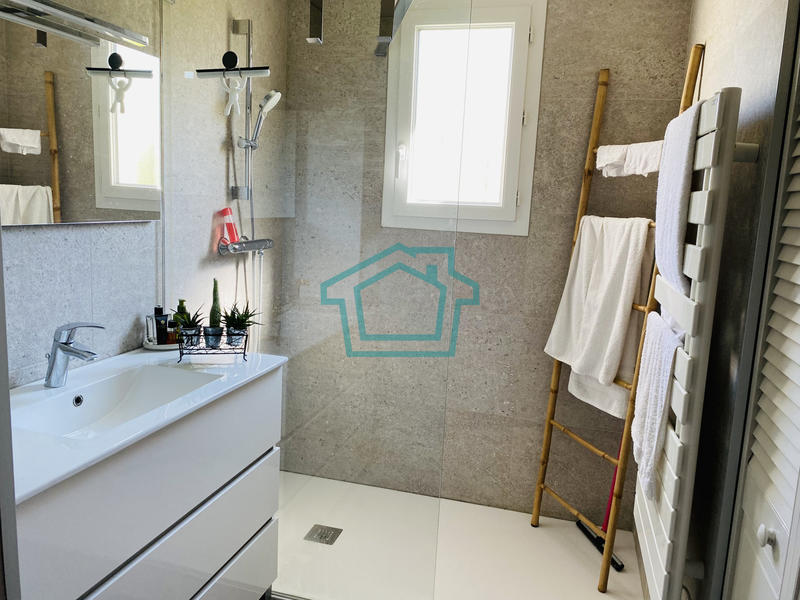 Maison - 120 m² - 7 pièces