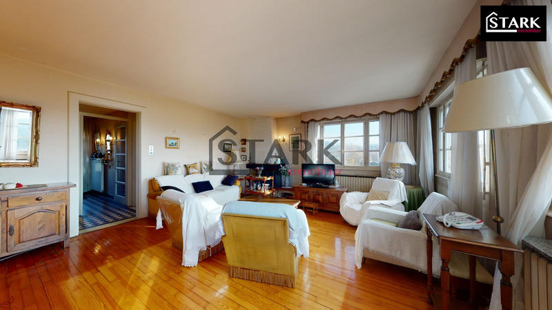 Maison - 117 m² - 6 pièces