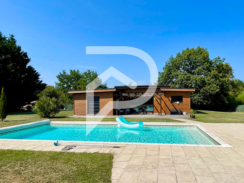 Maison - 135 m² - 5 pièces