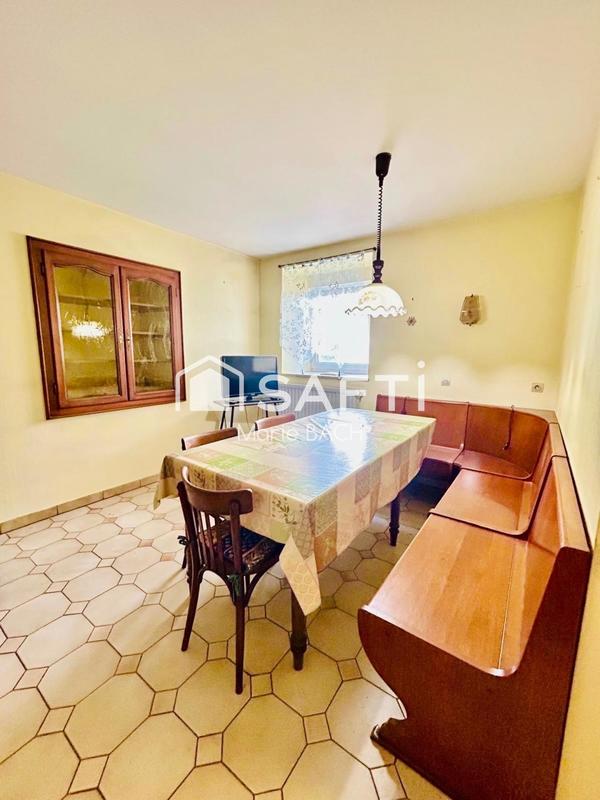 Maison - 111 m² - 5 pièces