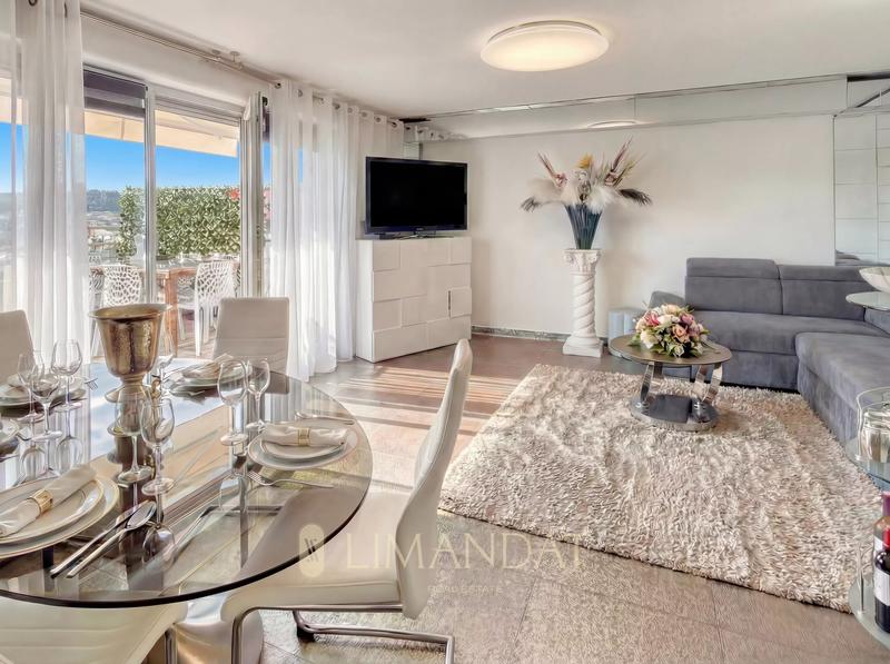 Appartement - 84 m² - 4 pièces