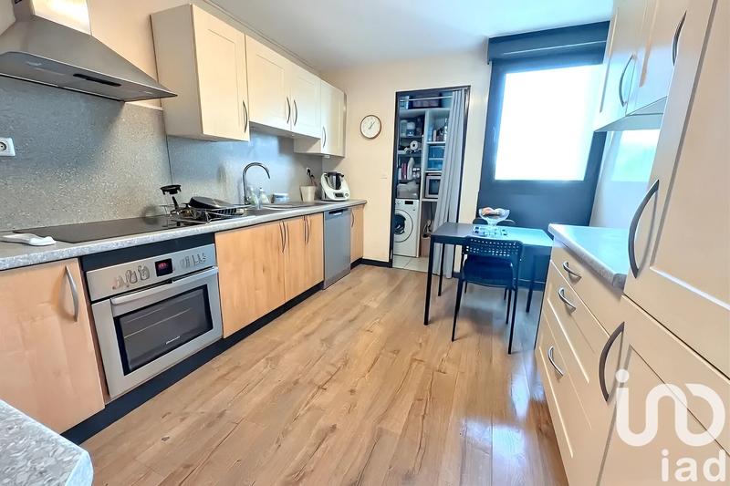 Appartement - 86 m² - 4 pièces