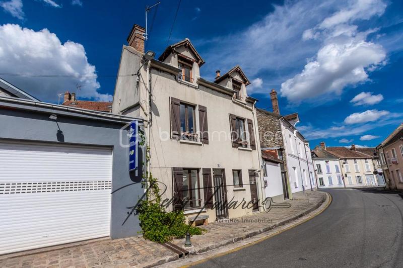 Maison de ville - 85 m² - 4 pièces