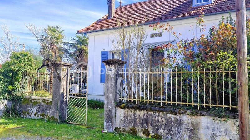 Maison ancienne - 95 m² - 5 pièces