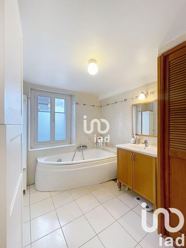 Maison de ville - 92 m² - 4 pièces