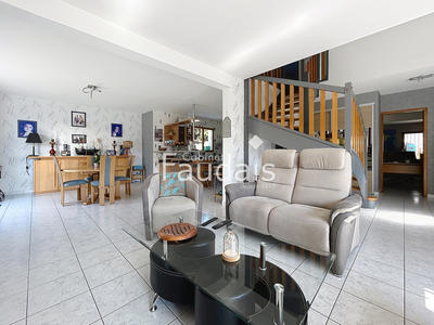 Maison - 155 m² - 6 pièces