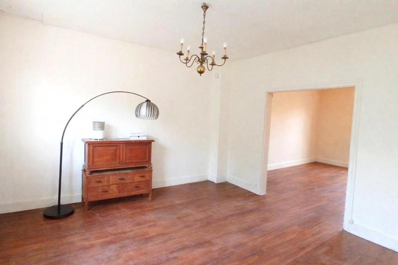 Maison - 180 m² - 7 pièces