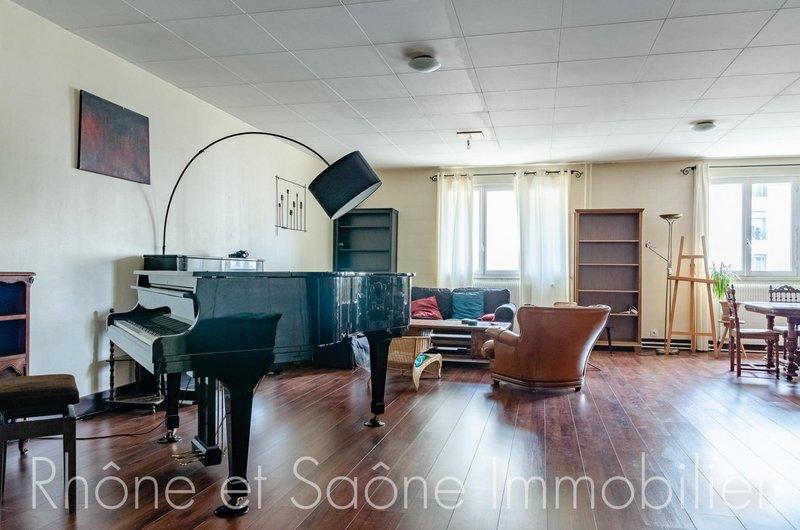Appartement - 120 m² - 3 pièces