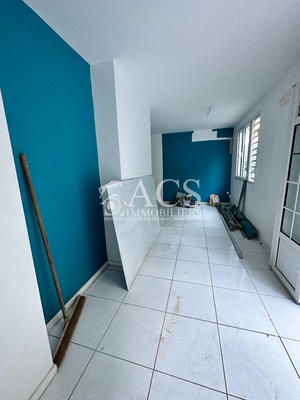 Local commercial - 178 m²