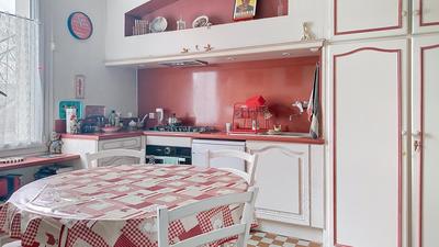 Maison - 205 m² - 8 pièces