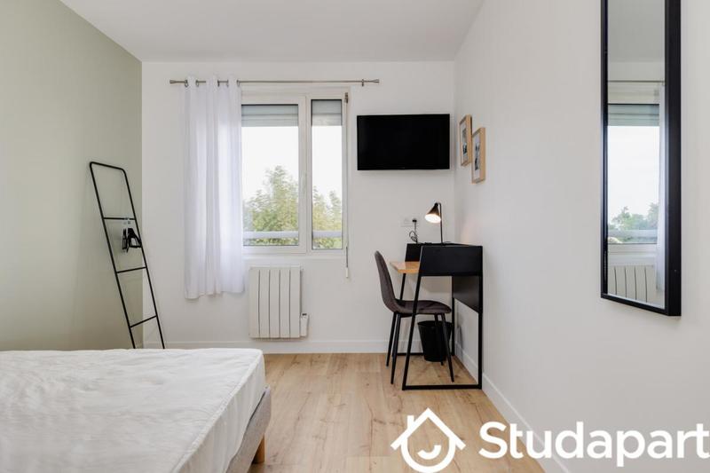 Chambre - 12 m² - 1 pièce