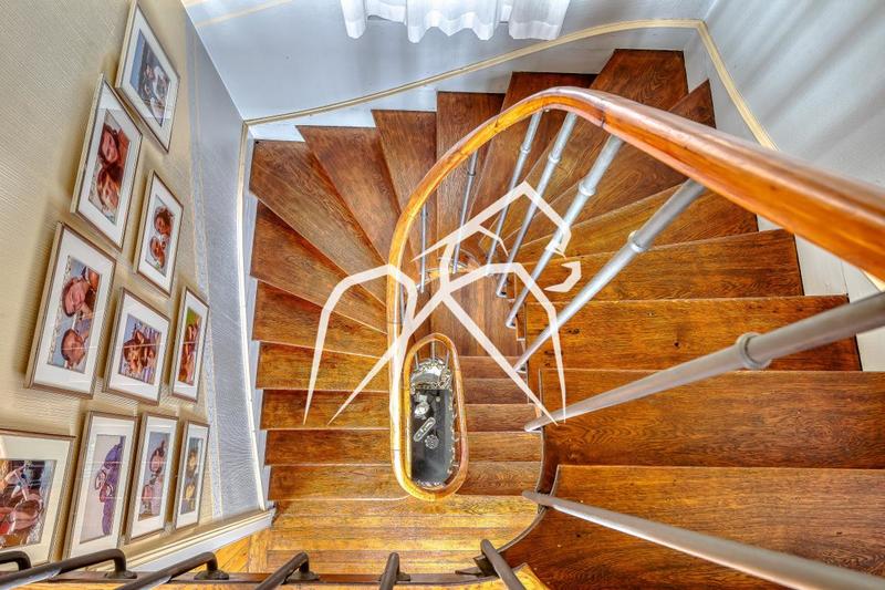 Maison ancienne - 200 m² - 7 pièces