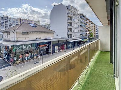 Appartement - 76 m² - 3 pièces