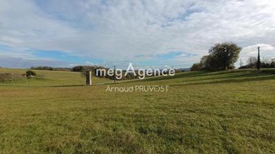 Terrain constructible - 6 810 m²