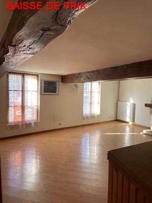 Appartement - 85 m² - 3 pièces