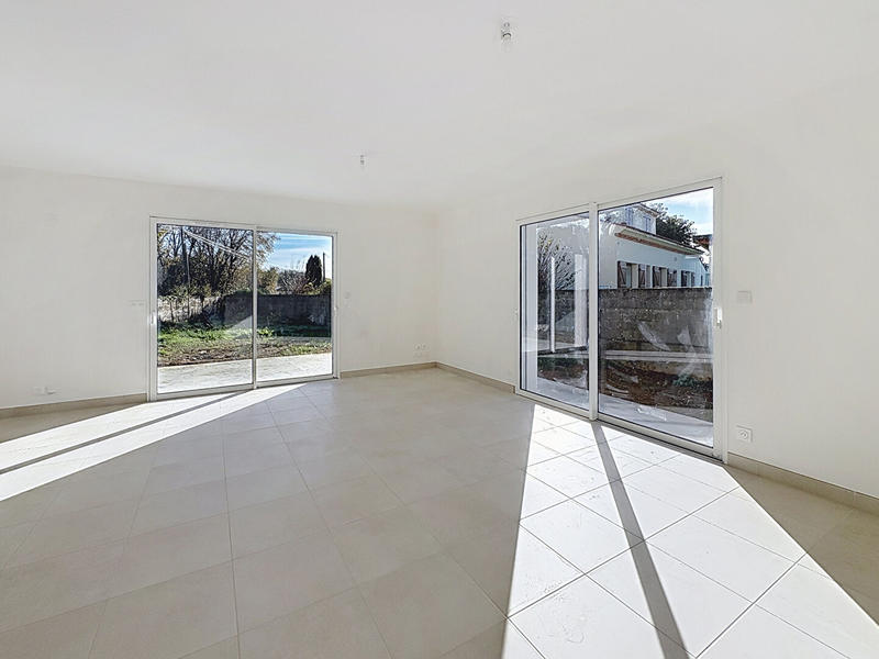 Maison - 87 m² - 6 pièces