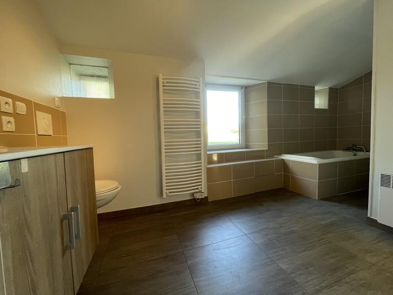 Maison ancienne - 171 m² - 6 pièces