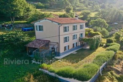 Maison - 126 m² - 6 pièces