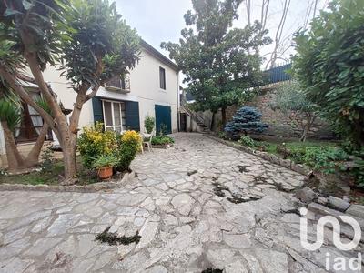 Maison de ville - 210 m² - 8 pièces