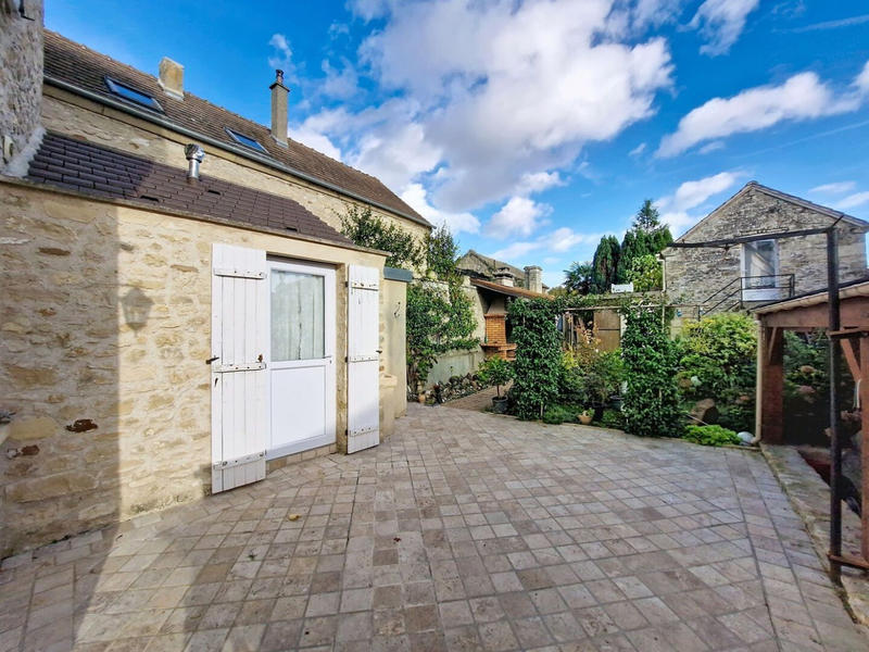 Maison - 135 m² - 5 pièces