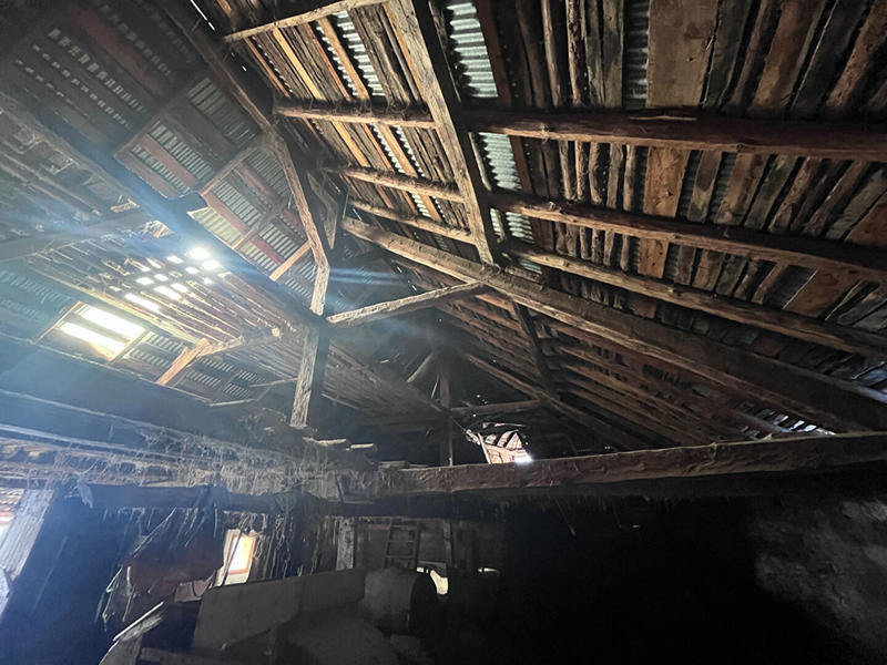 Maison - 370 m² - 6 pièces