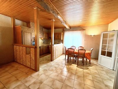 Maison de village - 95 m² - 5 pièces