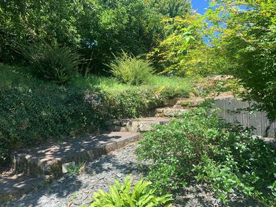 Maison - 230 m² - 6 pièces