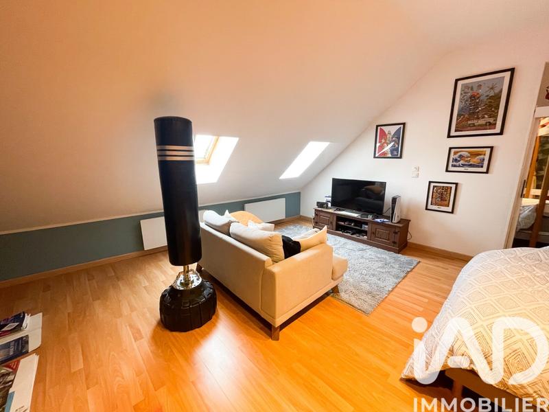 Maison - 175 m² - 6 pièces