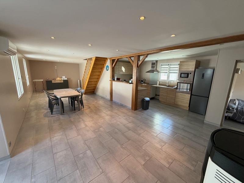 Maison - 120 m² - 5 pièces