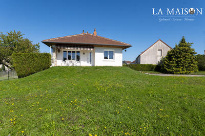 Maison - 94 m² - 4 pièces