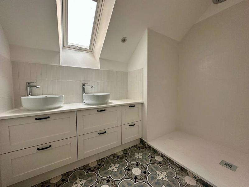 Maison - 115 m² - 6 pièces