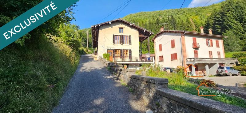 Maison - 140 m² - 5 pièces