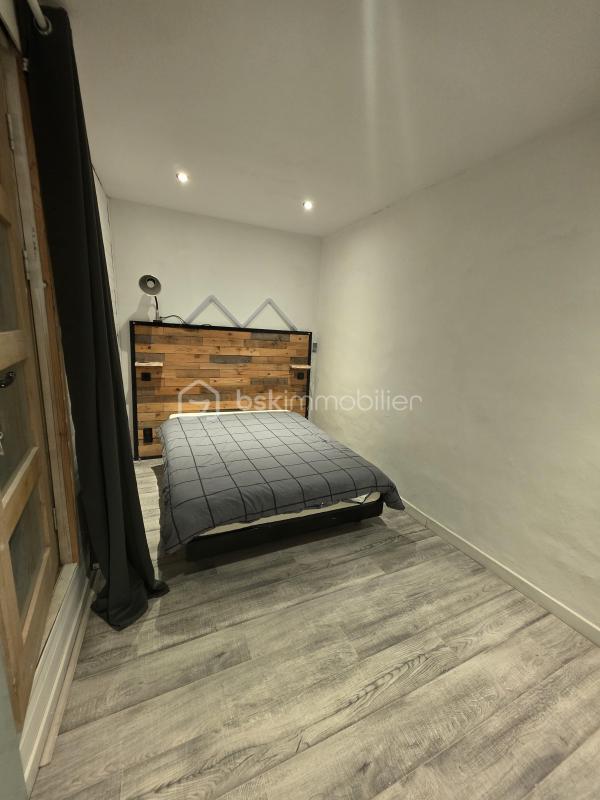 Immeuble - 140 m² - 7 pièces