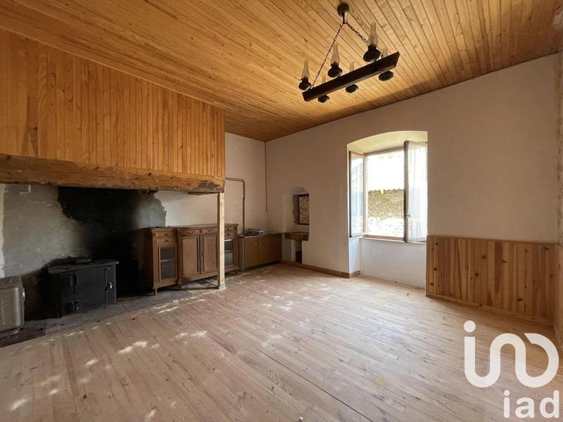 Maison - 200 m² - 12 pièces